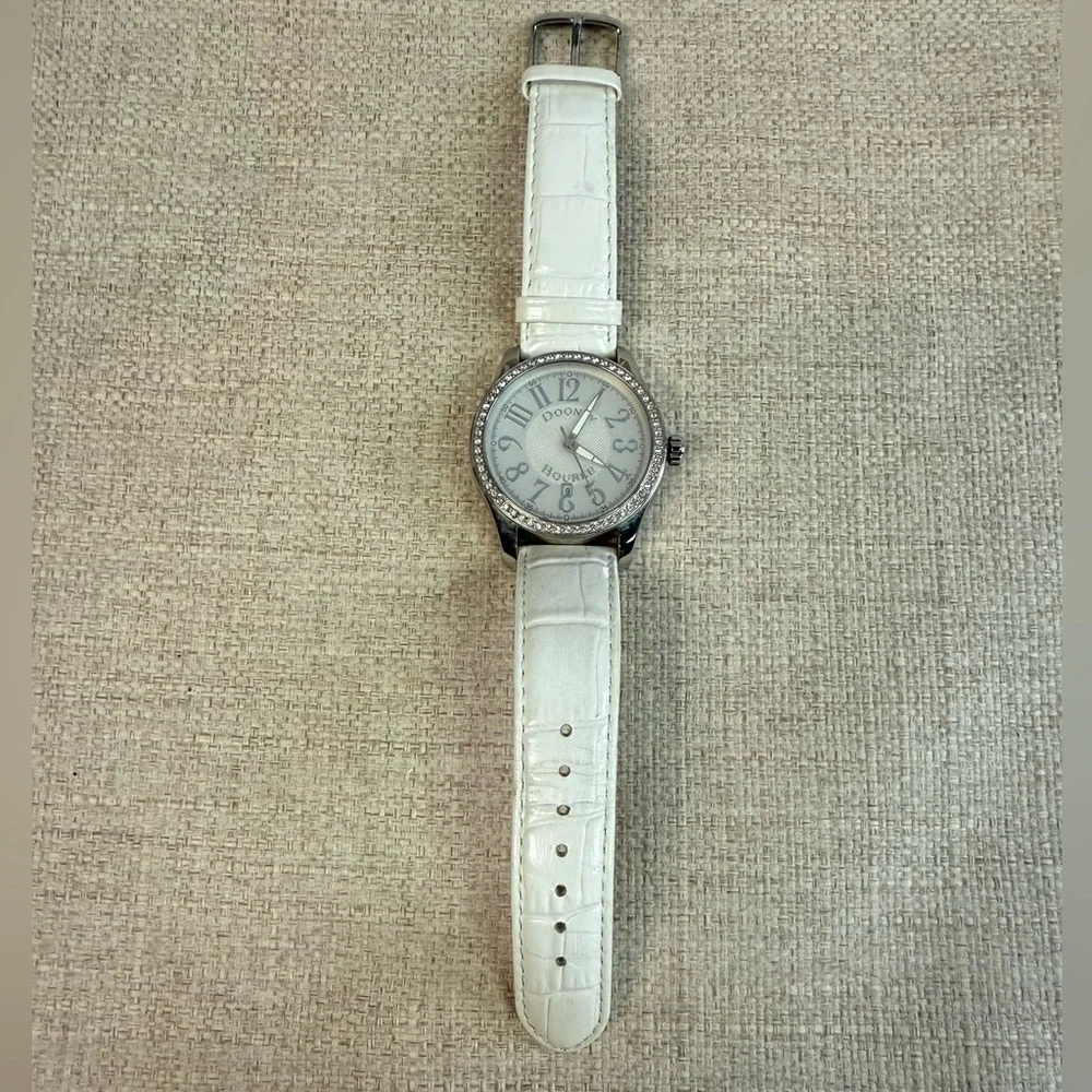 Dooney & Bourke Silvertone Crystal Watch with White Croc Leather Band - Picture 3 of 8
